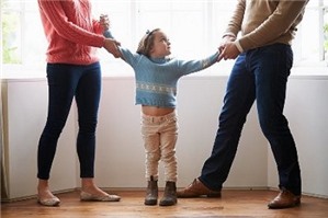 Tư vấn pháp luật: Làm thế nào để có quyền nhận nuôi con khi ly hôn